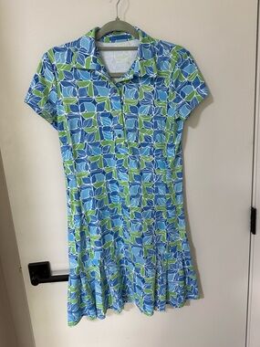J. McLaughlin Blue & Green Geometric Polo Top